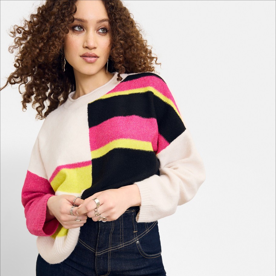 Apparel Circus | Pull Over Sweater