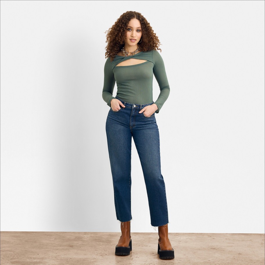 Apparel Circus | High Rise Relax Straight Jeans