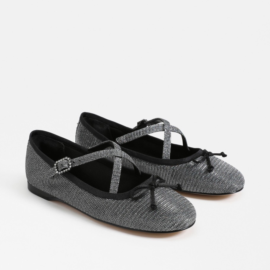 Shoes Circus | Zuri Strap Ballet Flat