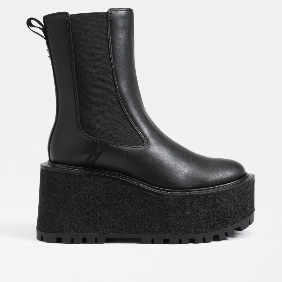 Shoes Circus | Susan Lug Sole Chelsea Boot