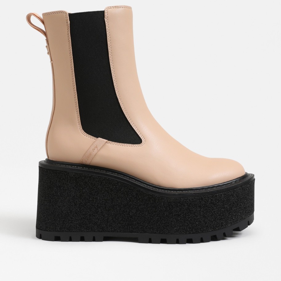 Shoes Circus | Susan Lug Sole Chelsea Boot