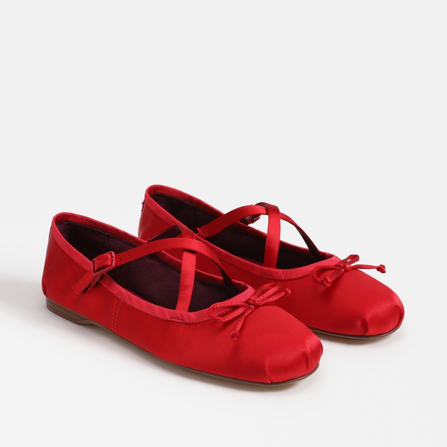 Shoes Circus | Zuri Strap Ballet Flat