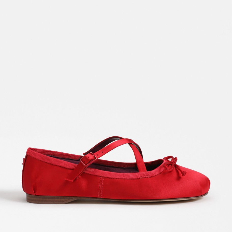 Shoes Circus | Zuri Strap Ballet Flat